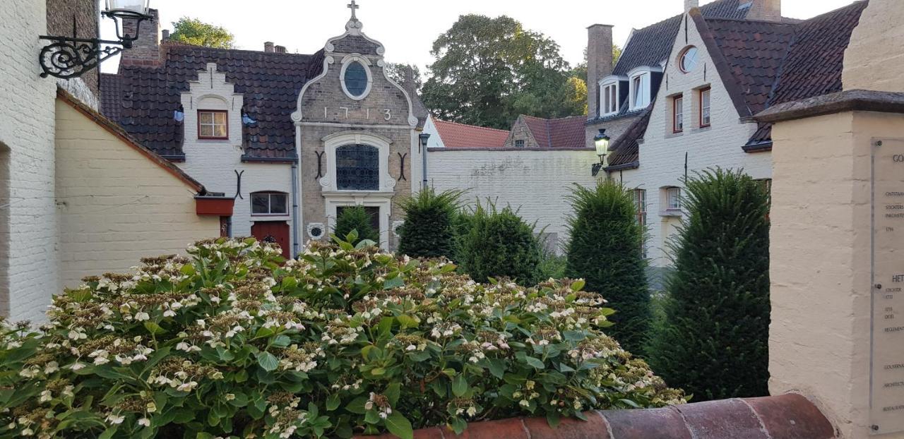 B&B Heart Of Brujas Exterior foto